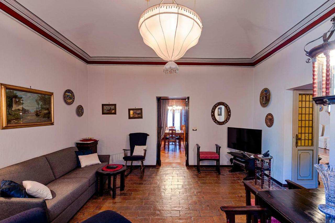 Antica Bifora Rsm Bed & Breakfast Сан Марино Екстериор снимка